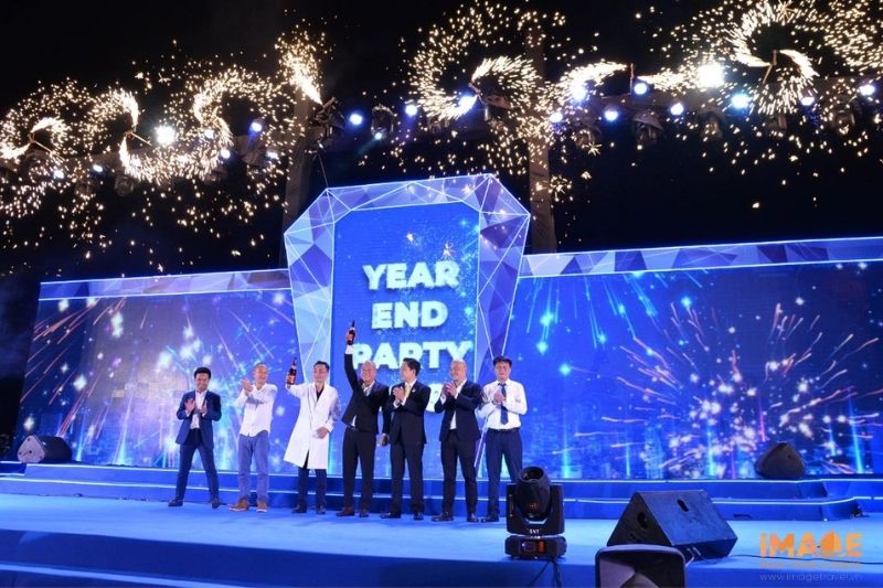 Top 5 ý tưởng giúp Tiệc Tất Niên bức phá hơn năm trước