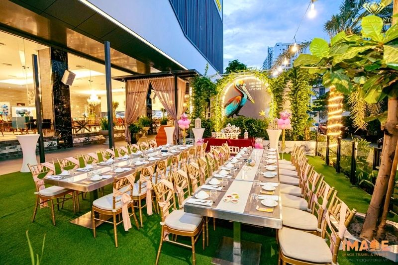 Hé lộ 6 địa điểm tổ chức Year End Party hot nhất cho doanh nghiệp