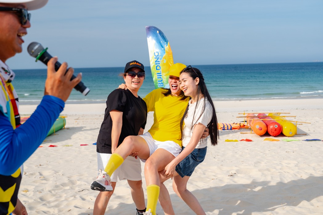 Team Building Cam Ranh