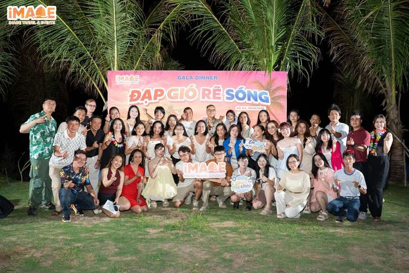 HOI NGHI KHACH HANG KET HOP GALA DINNER CHUYEN NGHIEP 